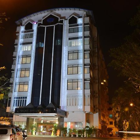 Golden Butterfly Hotel Yangon Exterior photo