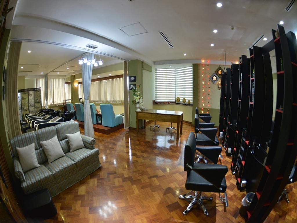 Golden Butterfly Hotel Yangon Exterior photo