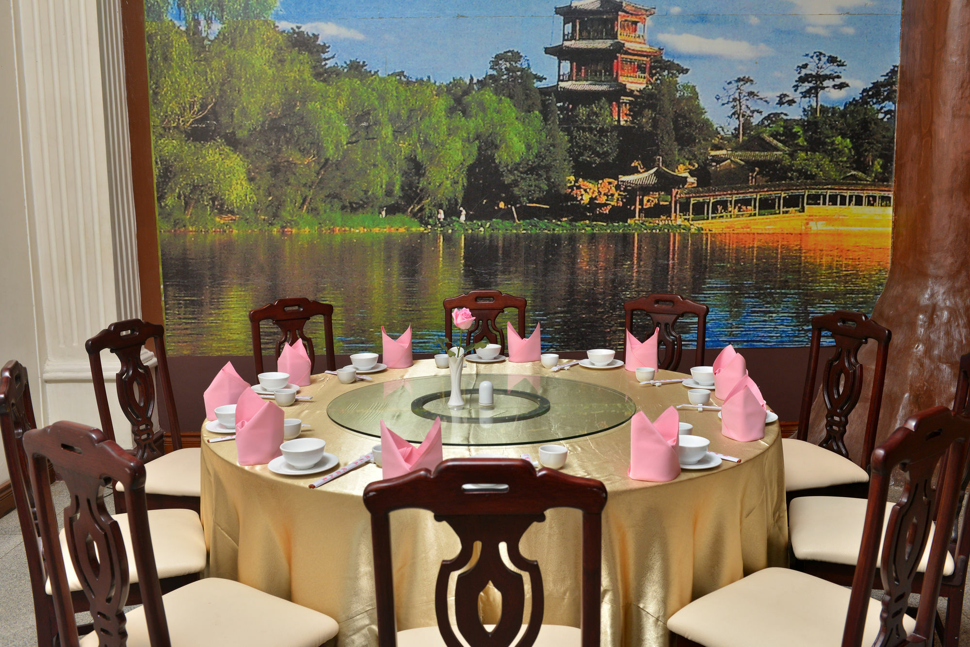 Golden Butterfly Hotel Yangon Exterior photo